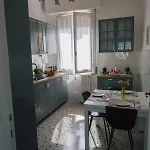 公寓 La Terrazza Di 基亚瓦里