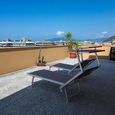 La Terrazza Di كيافاري